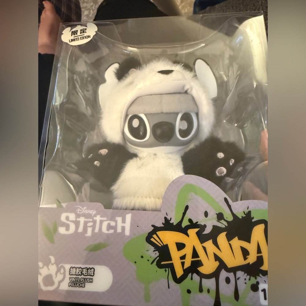 Panda Stitch vinyl/plush pendant. Limited edition (listen to video)🤣 - Picture 10 of 10